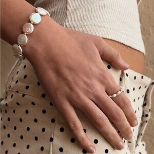 AAA Natural Freshwater Pearl Bracelet with Gold Accents | Handmade Stretch